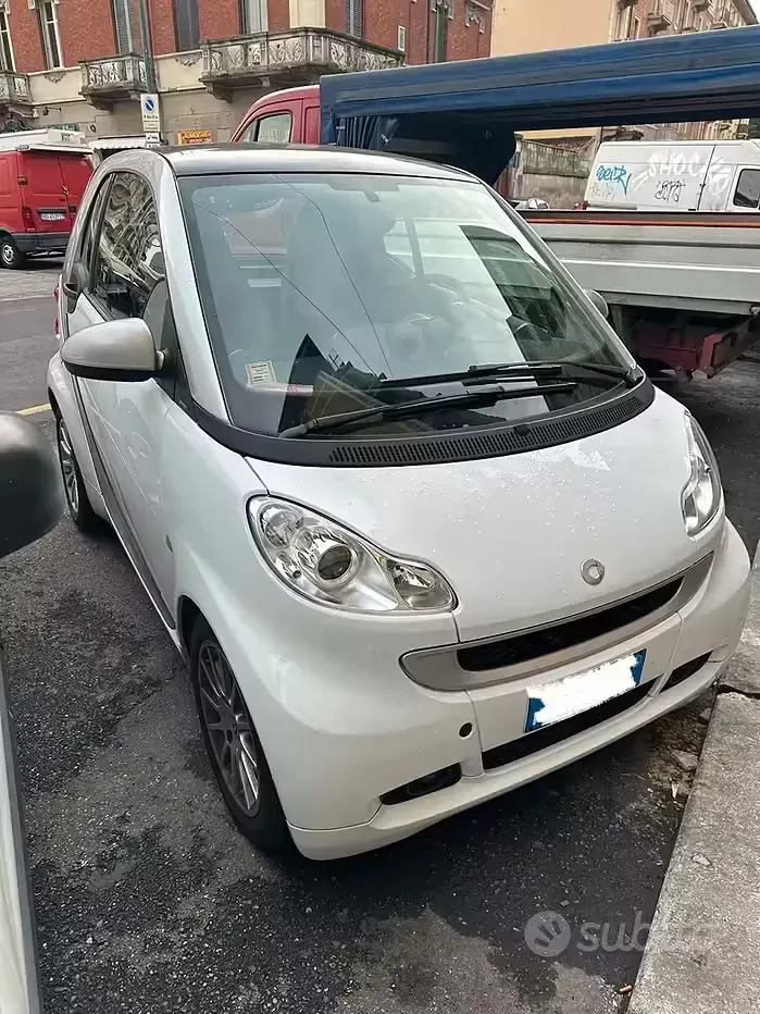 Usata Smart ForTwo Coupé 71 CV (52 kW) 2011 Bianco Coupé