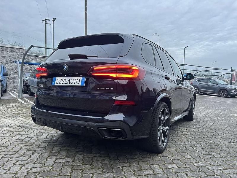 Usata BMW X5 M Sport 286 CV (210 kW) 2022 Blu/azzurro SUV
