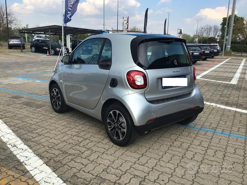 Usata Smart ForTwo Coupé 71 CV (52 kW) 2018 Grigio Coupé