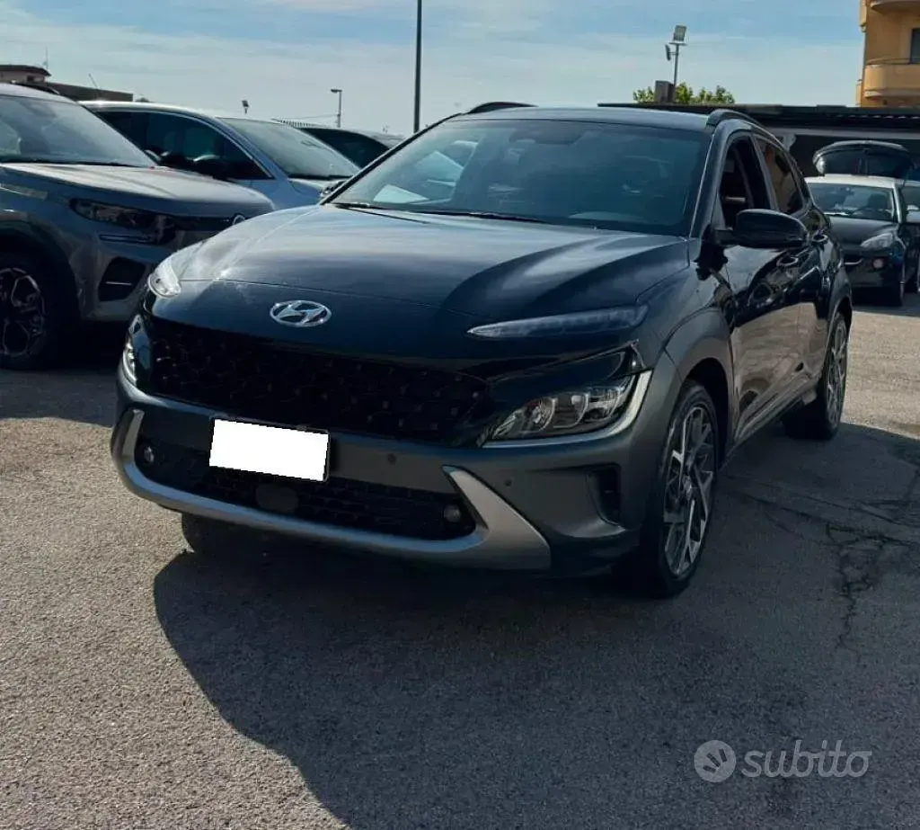 Usata Hyundai Kona 105 CV (77 kW) 2022 Nero SUV