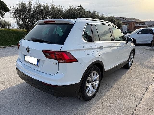 Usata VW Tiguan Business 116 CV (85 kW) 2016 Bianco SUV