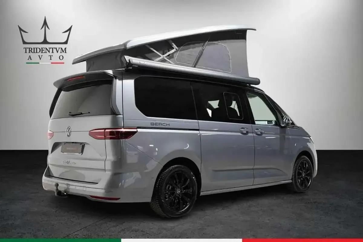 Nuova VW California Beach 150 CV (110 kW) 2026 Argento Furgone