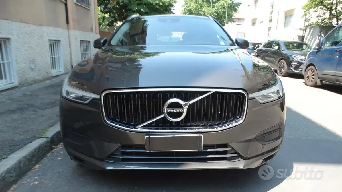 Usata Volvo XC60 Business Edition 190 CV (139 kW) 2019 Verde SUV