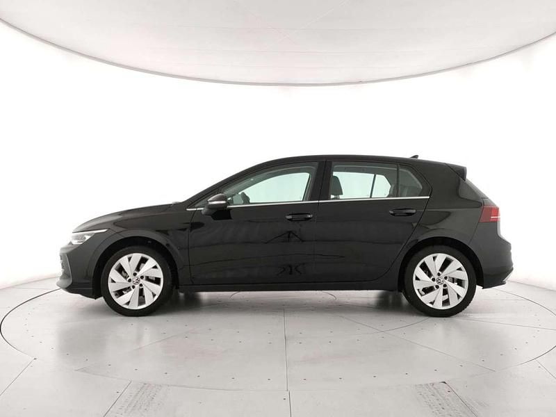 Usata VW Golf VIII Style 150 CV (110 kW) 2025 Nero Utilitaria