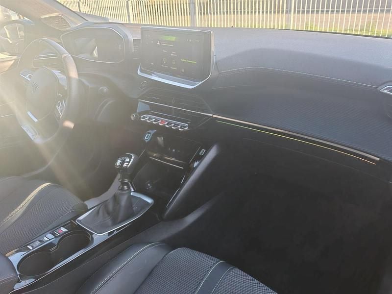 Begagnad Peugeot 208 GT 102 HK (75 kW) 2024 Gul Halvkombi