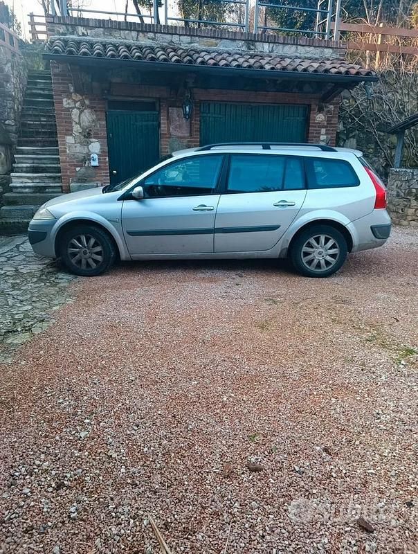 Usata Renault Mégane GrandTour 110 CV (80 kW) 2007 Grigio Station wagon