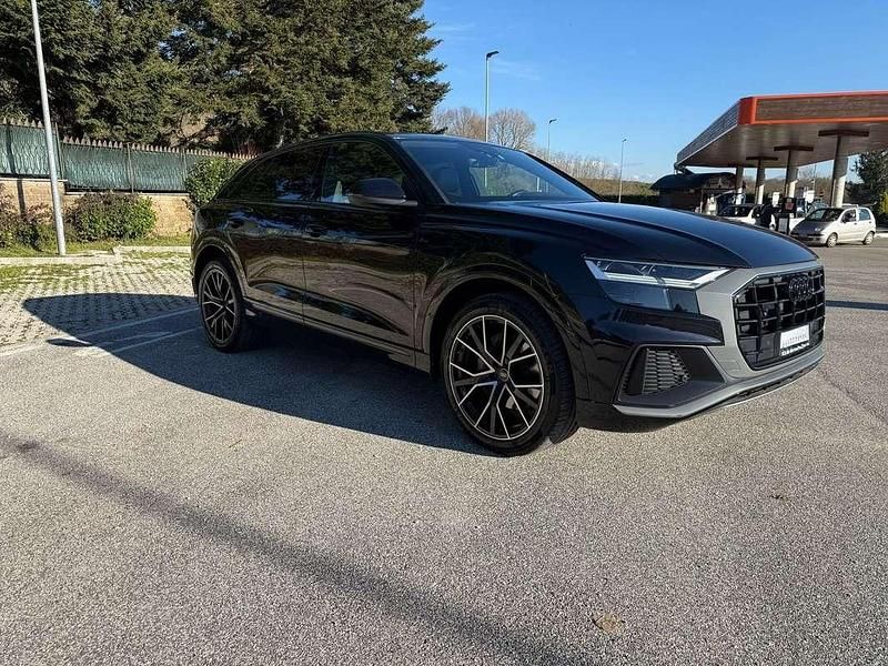 Usata Audi Q8 Sport 286 CV (210 kW) 2021 Nero SUV