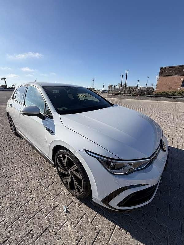 Usata VW Golf VIII R-line 150 CV (110 kW) 2023 Berlina