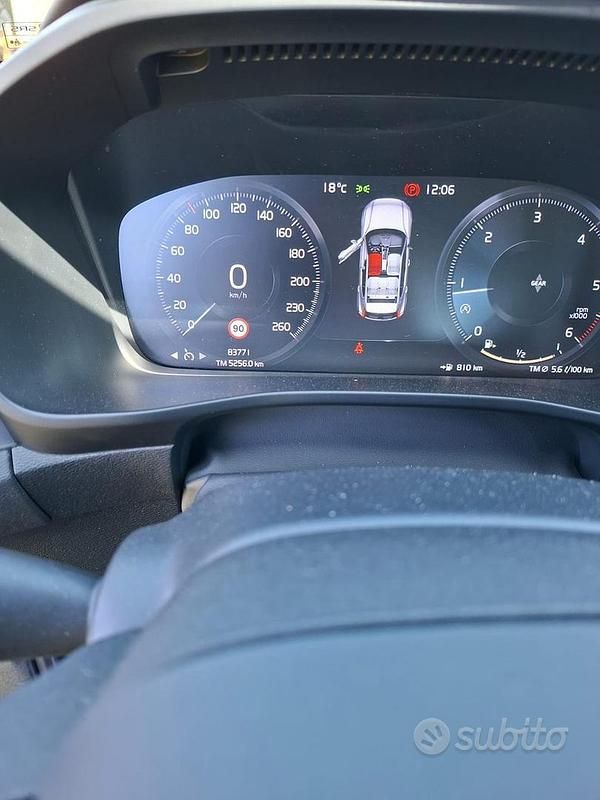 Usata Volvo XC40 150 CV (110 kW) 2020 SUV