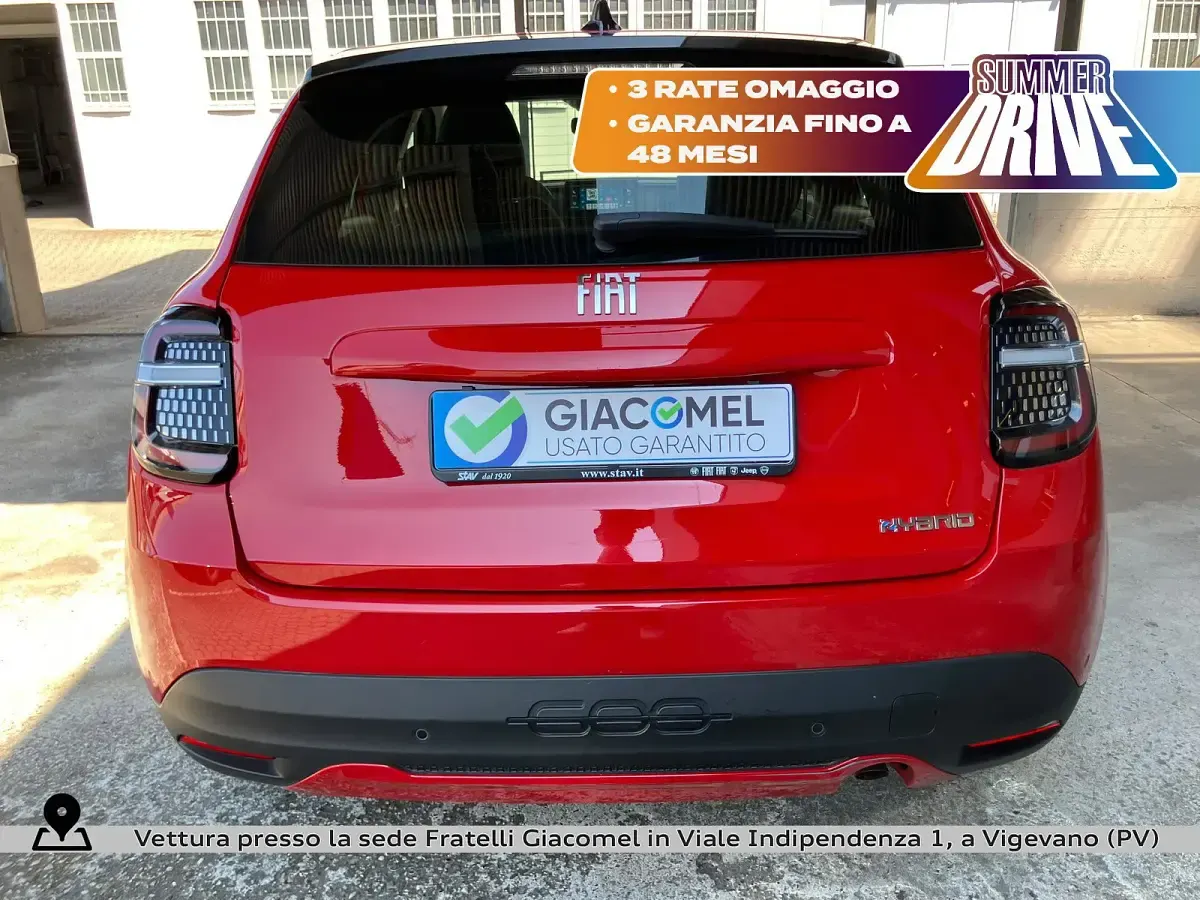 Usata Fiat 600 Business 110 CV (80 kW) 2025 Rosso SUV