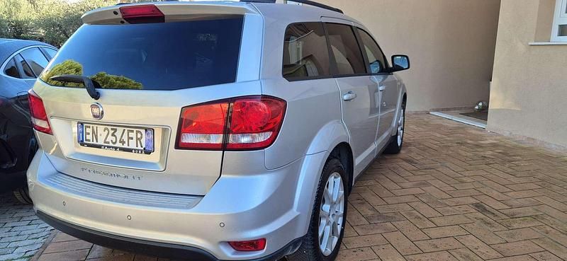 Usata Fiat Freemont Urban 170 CV (125 kW) 2012 Argento SUV