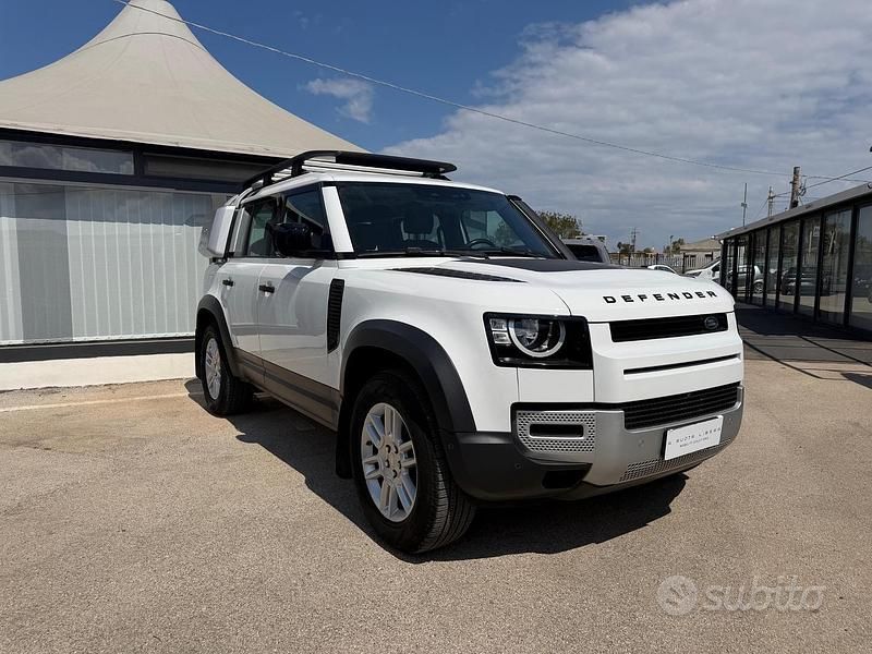 Usata Land Rover Defender SE 240 CV (176 kW) 2021 Bianco SUV