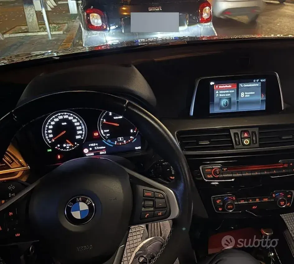 Begagnad BMW X1 xLine 150 HK (110 kW) 2018 Svart SUV