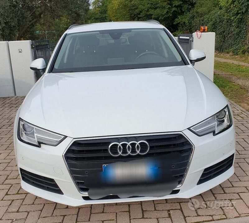 Usata Audi A4 Business 150 CV (110 kW) 2018 Bianco Station wagon