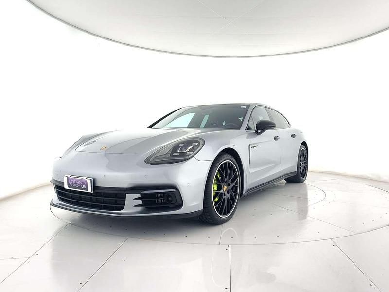 Usata Porsche Panamera 330 CV (242 kW) 2019 Argento Station wagon