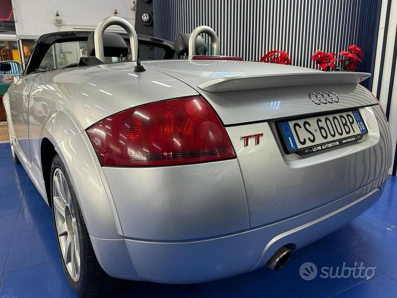 Usata Audi TT Roadster 179 CV (131 kW) 2005 Grigio Cabrio