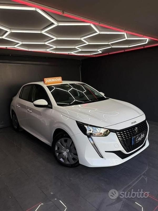 Usata Peugeot 208 Allure 75 CV (55 kW) 2020 Bianco Utilitaria