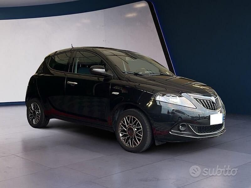 Usata Lancia Ypsilon S 69 CV (50 kW) 2023 Nero Utilitaria