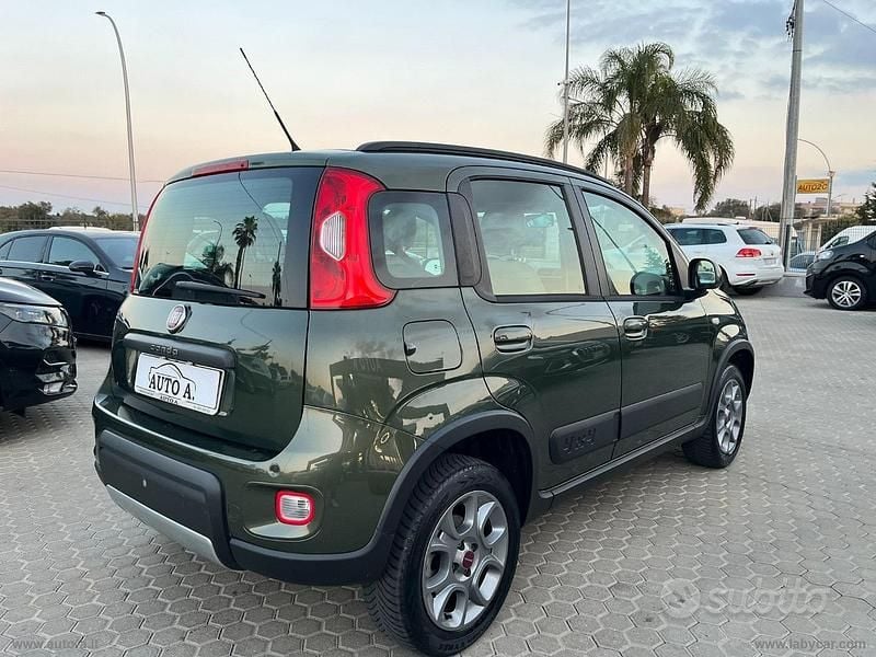 Usata Fiat Panda 4x4 S 86 CV (63 kW) 2013 Verde Utilitaria
