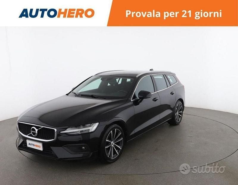 Usata Volvo V60 Business Edition 250 CV (183 kW) 2020 Nero Station wagon
