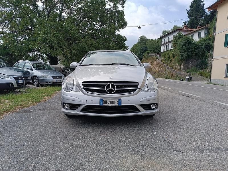 Gebraucht Mercedes R280 Chrome 190 PS (139 kW) 2009 Silber Van / Kleinbus