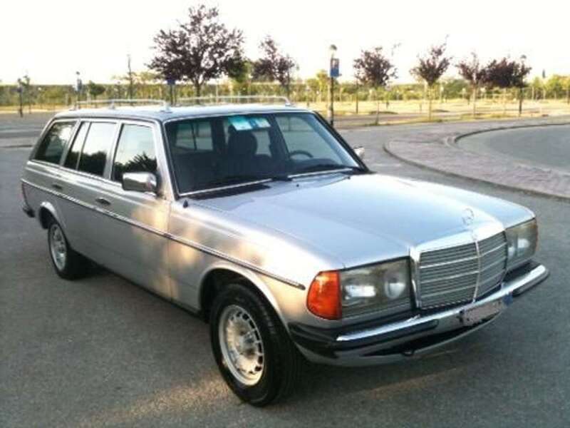 Usato 1984 Mercedes 200 2.0 Benzin 109 CV (16.000 €)