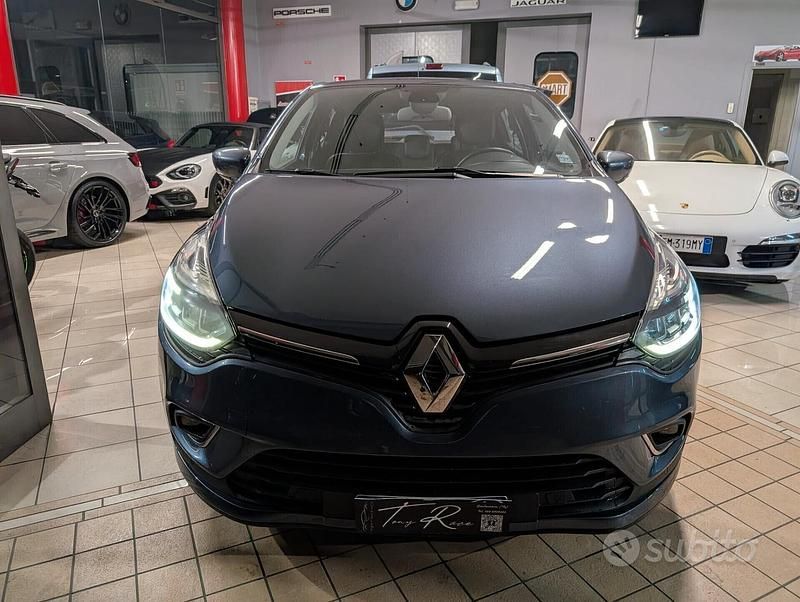 Usata Renault Clio IV 102 CV (75 kW) 2017 Grigio Berlina