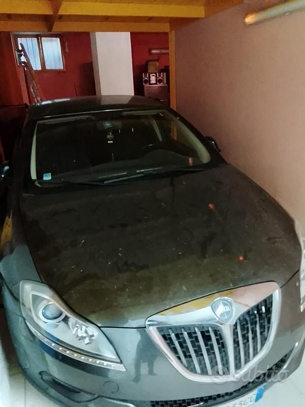 Usata 2009 Lancia Delta Due volumi | 2500 € (Super prezzo) - Immagine 1/4
