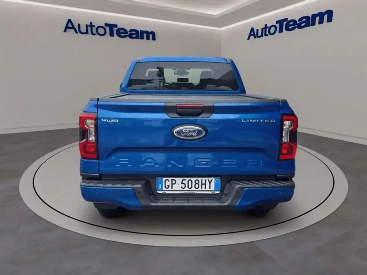 Usata Ford Ranger Limited 205 CV (150 kW) 2023 Blue lightning Pick-up
