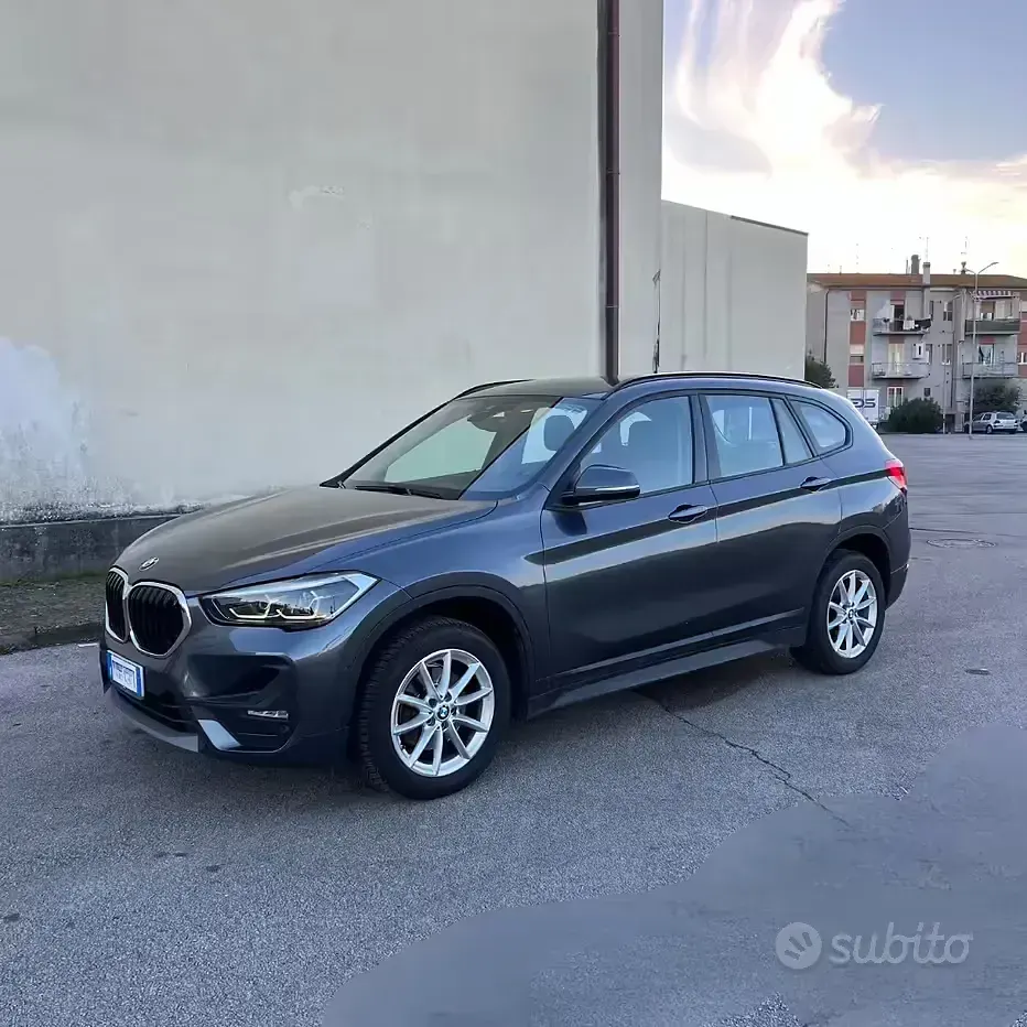 Usata BMW X1 150 CV (110 kW) 2020 Grigio SUV
