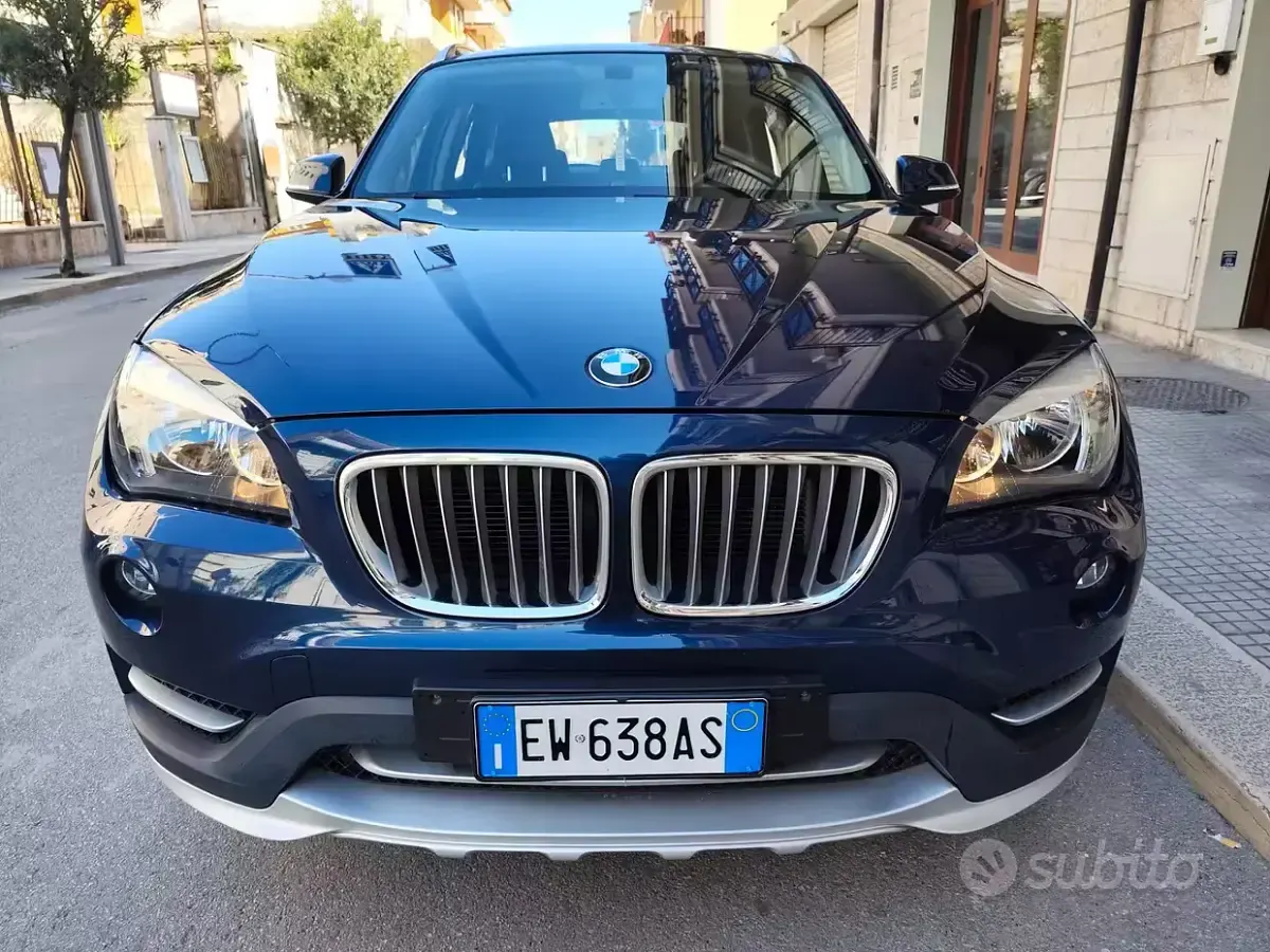 Usata BMW X1 xLine 143 CV (105 kW) 2014 Blu SUV