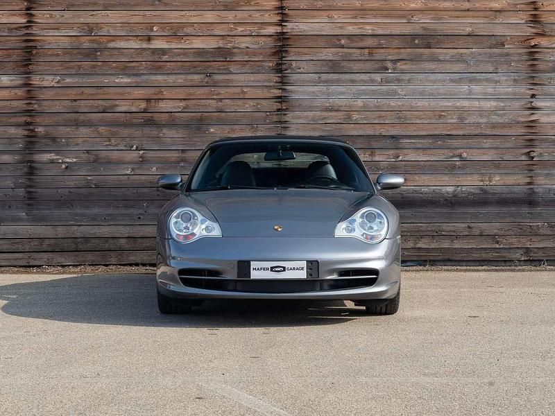 Usata Porsche 996 320 CV (235 kW) 2004 Seal grey Cabrio