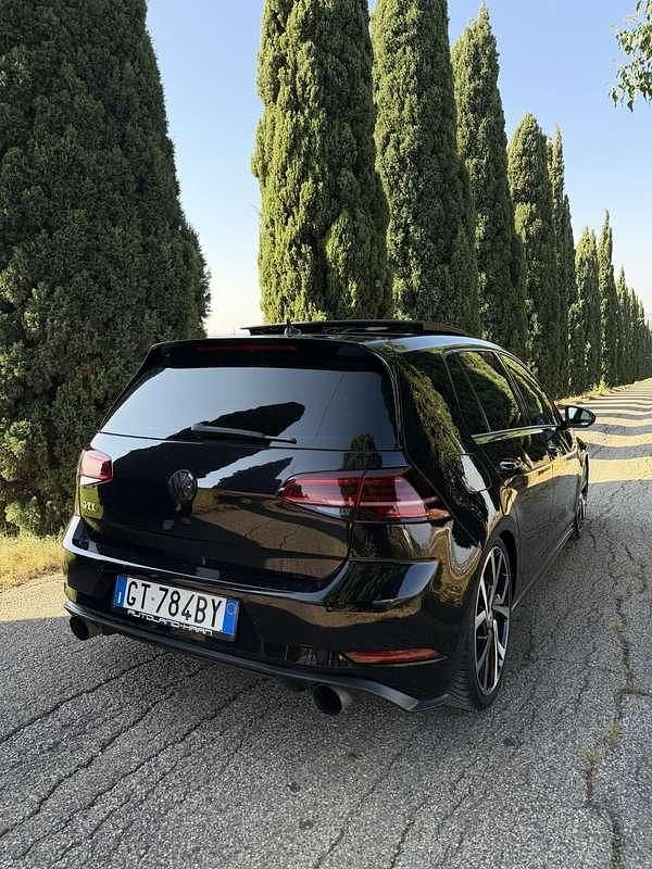 Usata VW Golf VII GTI 230 CV (169 kW) 2017 Berlina