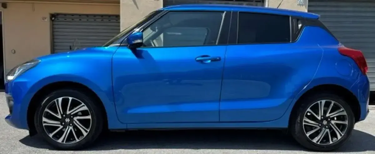Usata Suzuki Swift 83 CV (61 kW) 2022 Blu azzorre Utilitaria