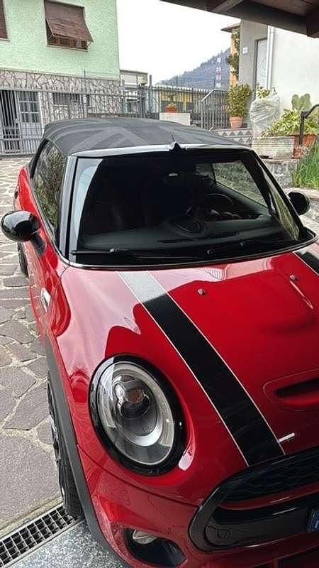 Usata Mini Cooper S Cabriolet Hype 192 CV (141 kW) 2016 Rosso Cabrio