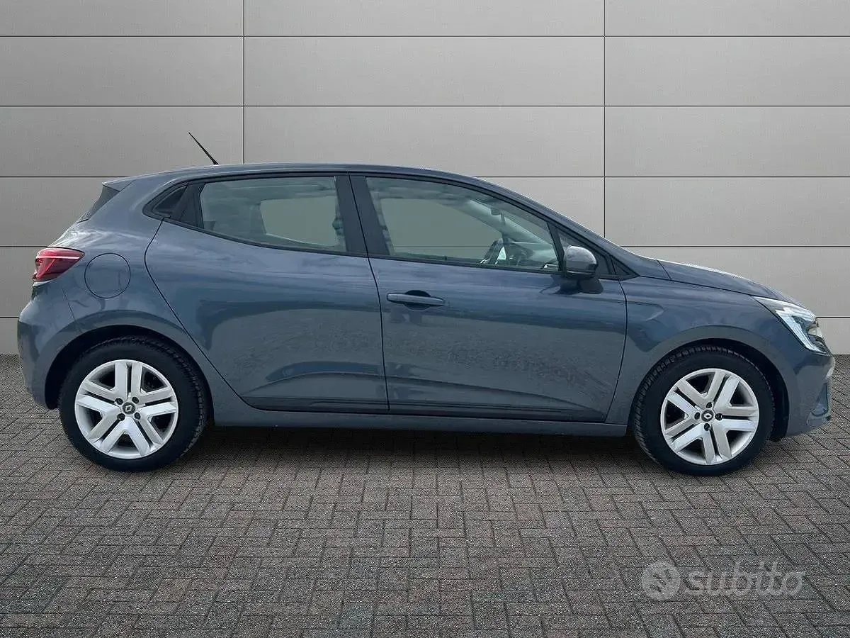 Usata Renault Clio V Zen 91 CV (66 kW) 2021 Grigio Berlina