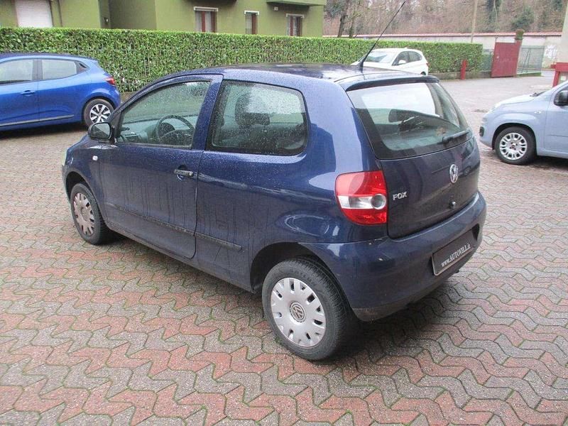 Usata VW Fox 54 CV (39 kW) 2008 Blu Utilitaria