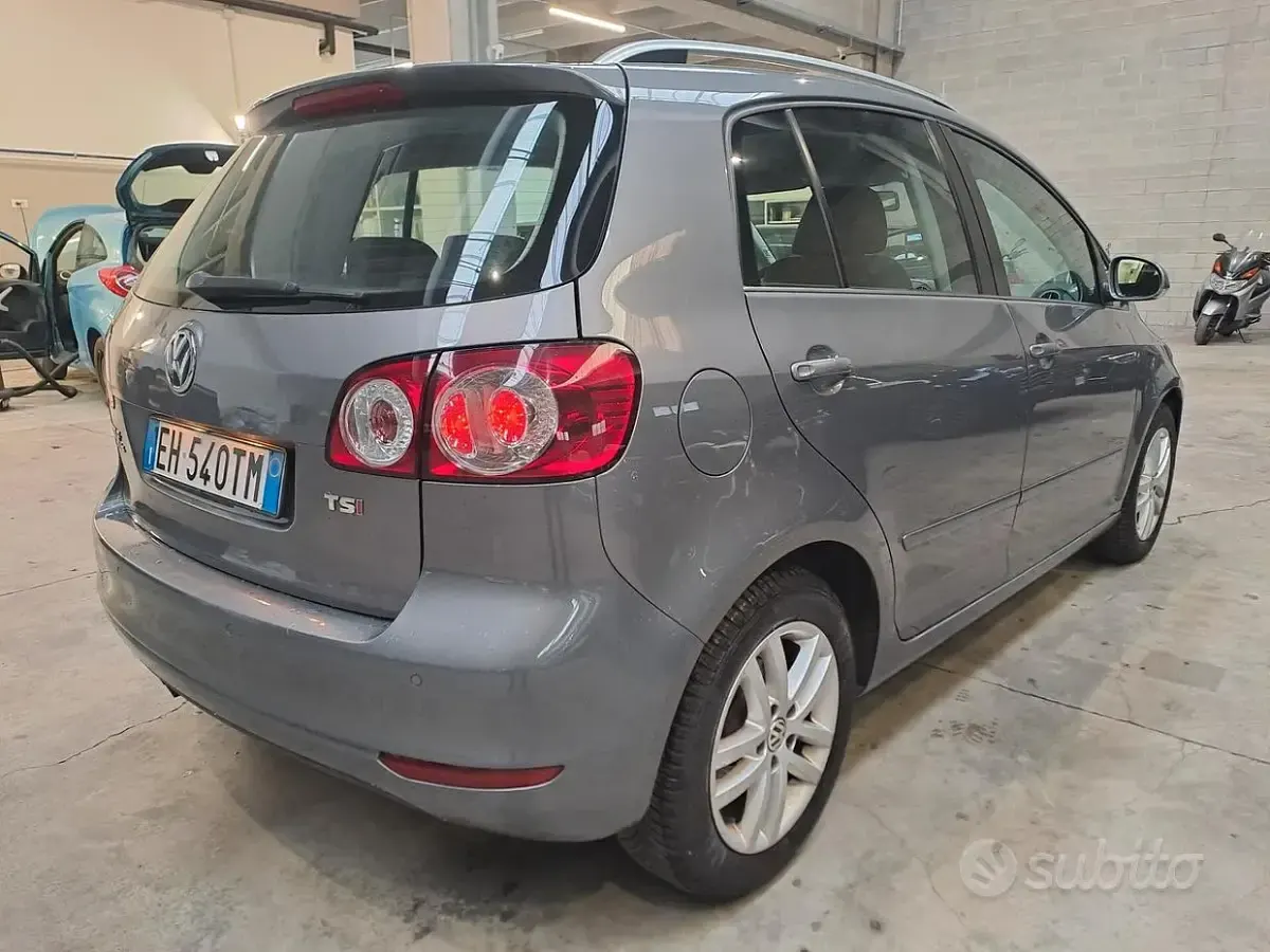 Usata VW Golf Plus Cross 122 CV (89 kW) 2012 Grigio Monovolume