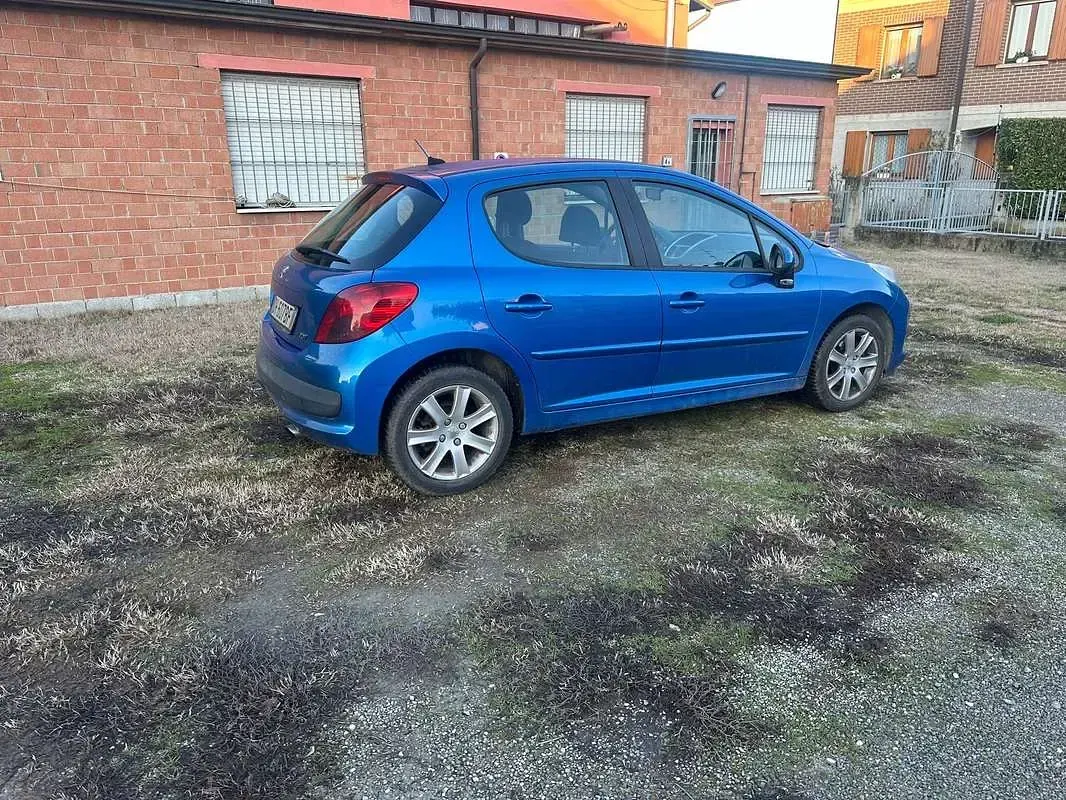 Usata Peugeot 207 90 CV (66 kW) 2007 Berlina
