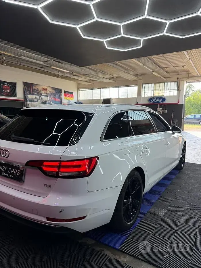 Usata Audi A4 Sport 122 CV (89 kW) 2018 Bianco Station wagon