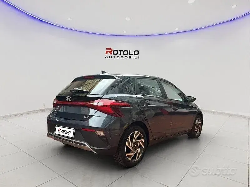 Usata Hyundai i20 77 CV (56 kW) 2024 Other Utilitaria