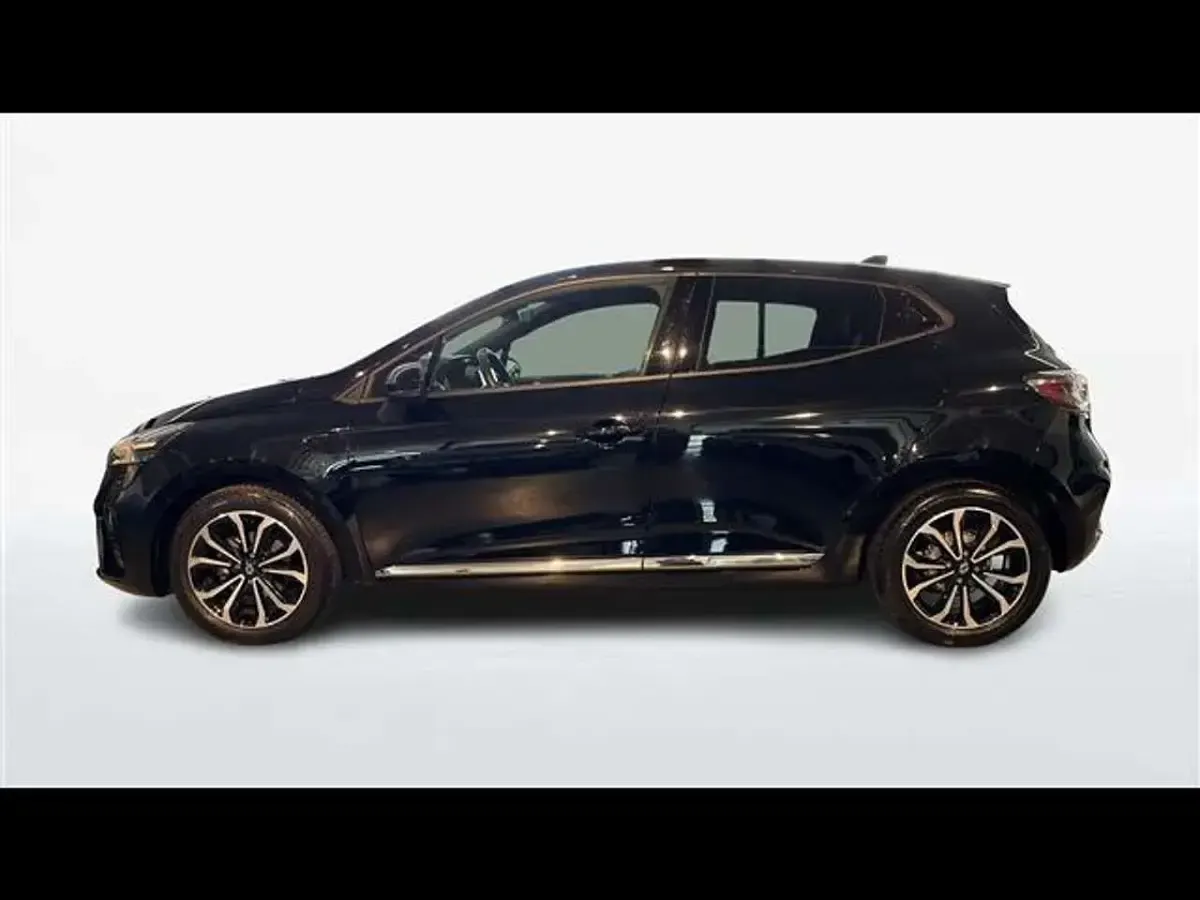 Usata Renault Clio V Techno 91 CV (66 kW) 2025 Nero Berlina