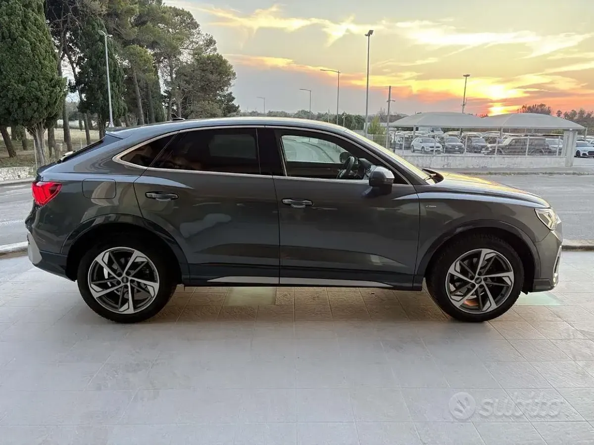 Usata Audi Q3 Sportback S-line plus 150 CV (110 kW) 2022 Grigio SUV