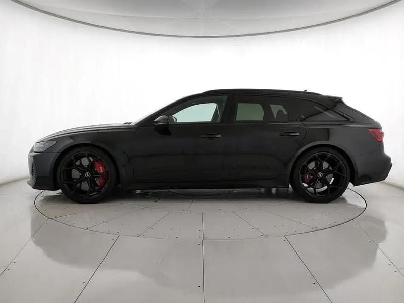 Usata Audi RS6 Ambiente 600 CV (441 kW) 2022 Nero Station wagon