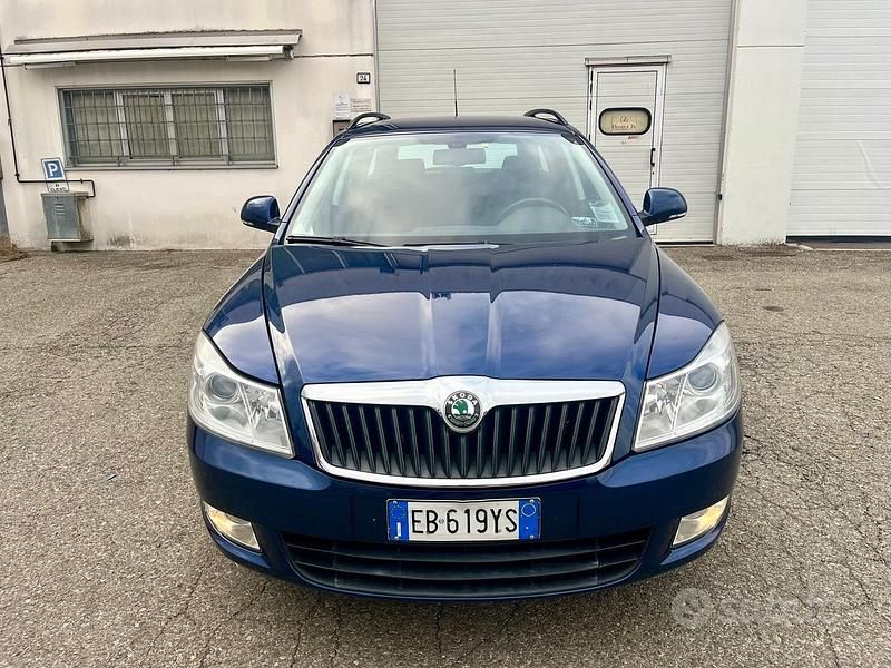 Usata Skoda Octavia 105 CV (77 kW) 2010 Blu Station wagon