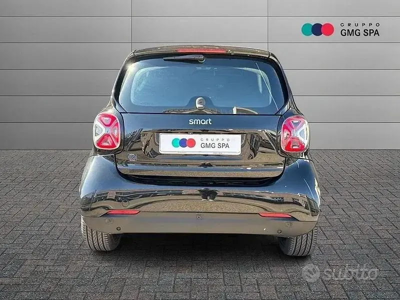 Usata Smart ForTwo Electric Drive Pulse 60 kW (82 CV) 2023 Nero Berlina