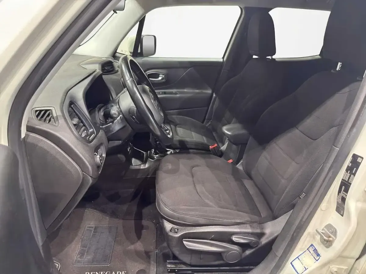 Usata Jeep Renegade Limited 120 CV (88 kW) 2021 Alpine white SUV