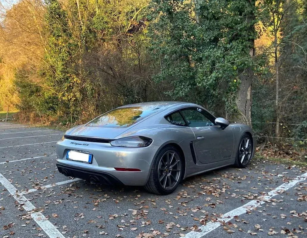Usata Porsche 718 400 CV (294 kW) 2023 Cabrio