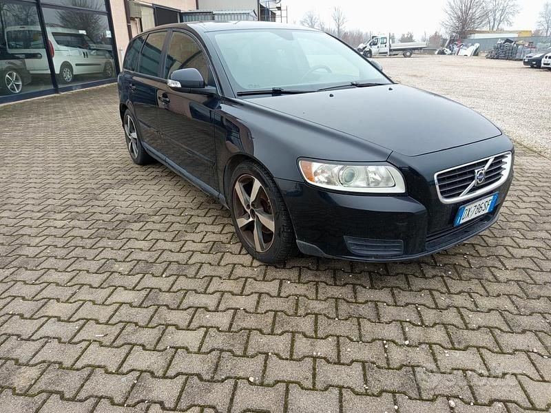 Usata Volvo V50 R-Design 108 CV (79 kW) 2009 Nero Station wagon