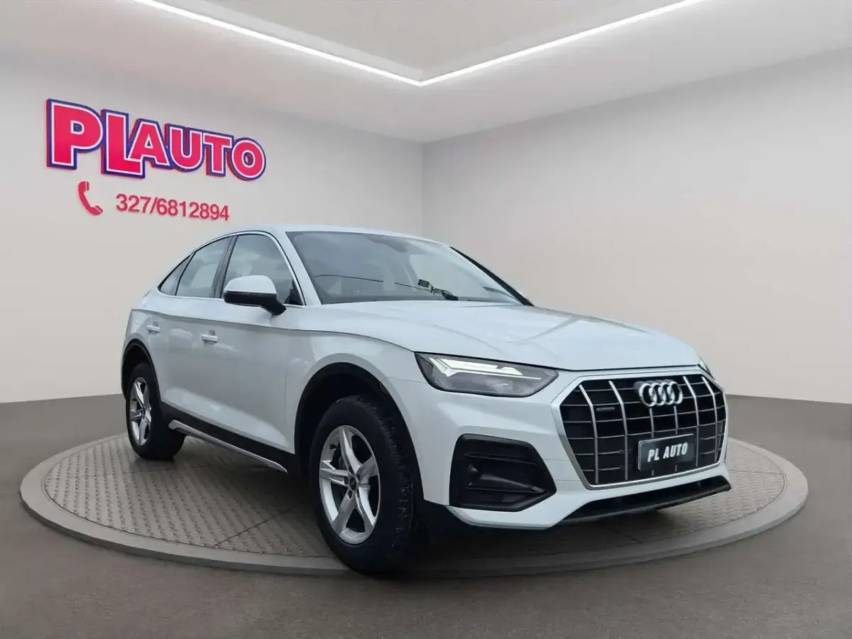 Usata Audi Q5 Sportback Ambiente 204 CV (150 kW) 2021 Bianco SUV